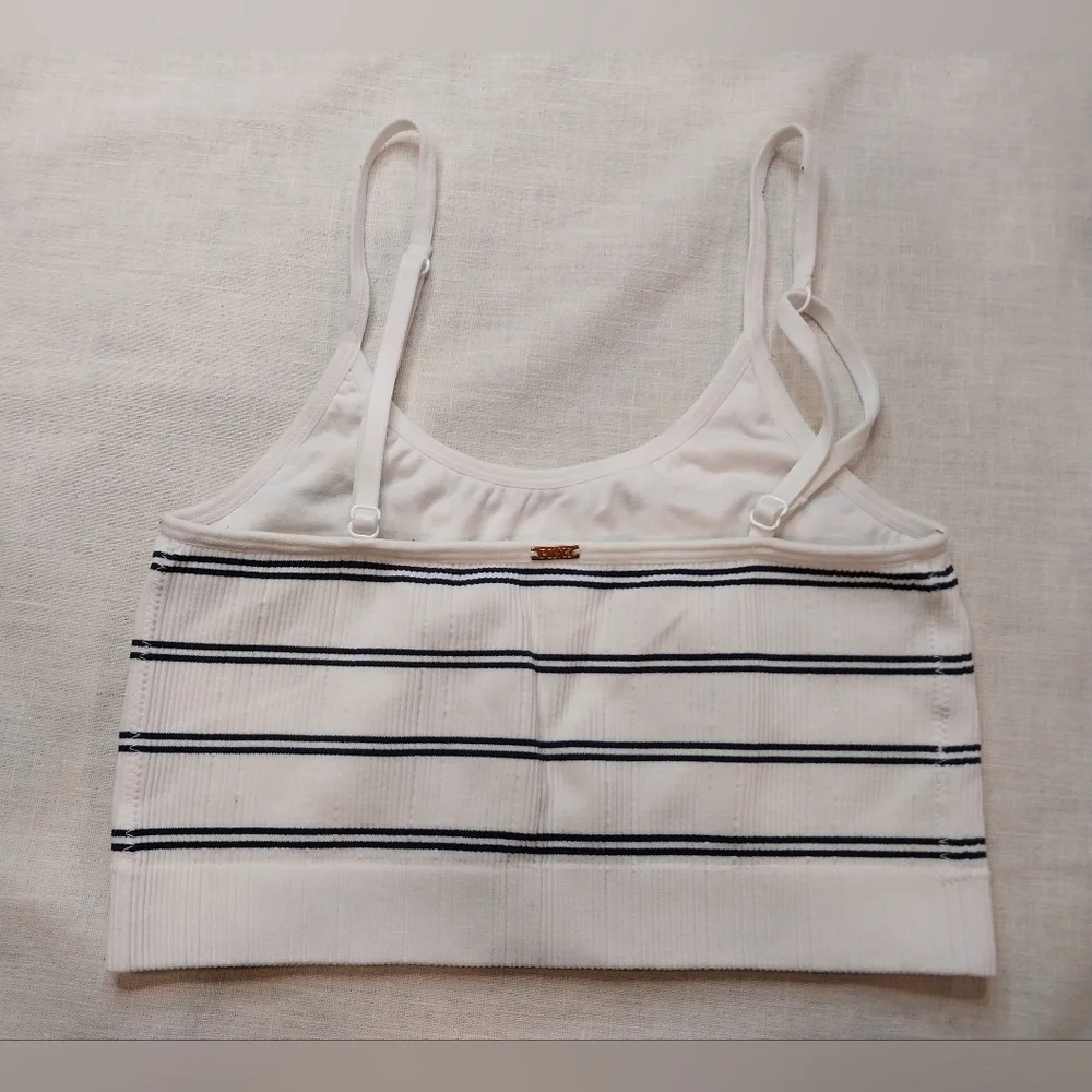 PINK Victoria's Secret White and Black Striped Bra - Picture 2 of 12